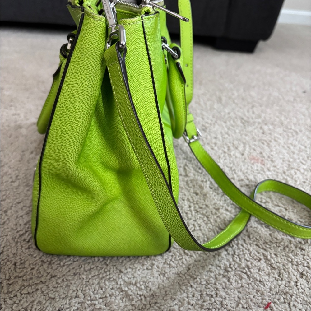 Michael Kors Bright Green Satchel - Picture 4 of 10